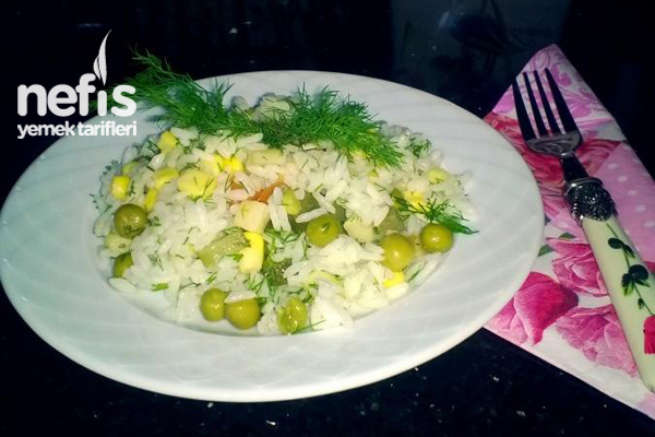 Hilal’in Pirinç Salatası