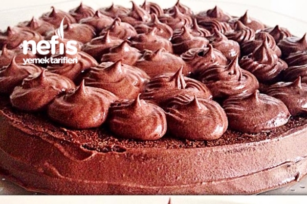 Çok Çikolatalı Pasta (Devil’s Food Cake)