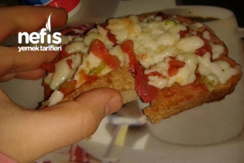 Diyet Pizza Tarifi Nefis Yemek Tarifleri