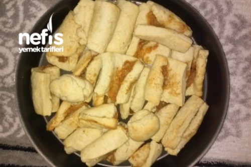 Yoğurtsuz Margarinsiz Yumurtasız Elmalı Pasta Nefis Yemek Tarifleri