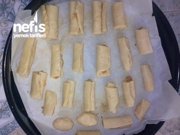 Yoğurtsuz Margarinsiz Yumurtasız Elmalı Pasta Nefis Yemek Tarifleri
