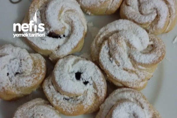 Gül Desenli Elmalı Kurabiye Nefis Yemek Tarifleri