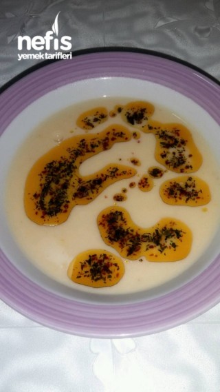 Bulgurlu Yoğurtlu Köfte Çorbası
