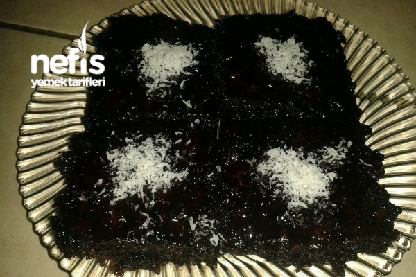 Islak Kek (Mikrodalgada 8 Dakikada) Nefis Yemek Tarifleri