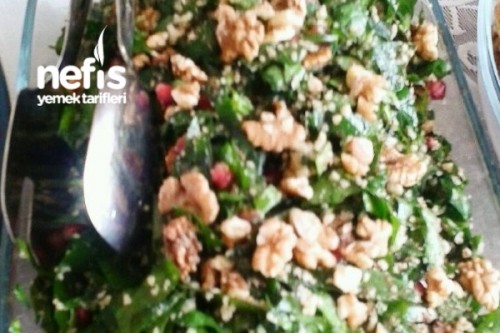 Cevizli Harika Ispanak Salatası Tarifi