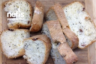 Ekmek Yapma Makinasında Kuru Üzümlü Çörekotlu Ekmek Tarifi
