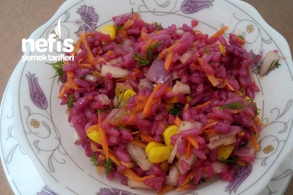 Renkli Pirinç Salatası