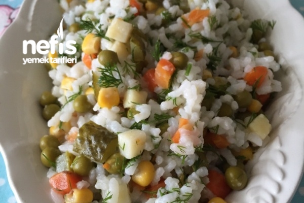 Pirinç Salatası