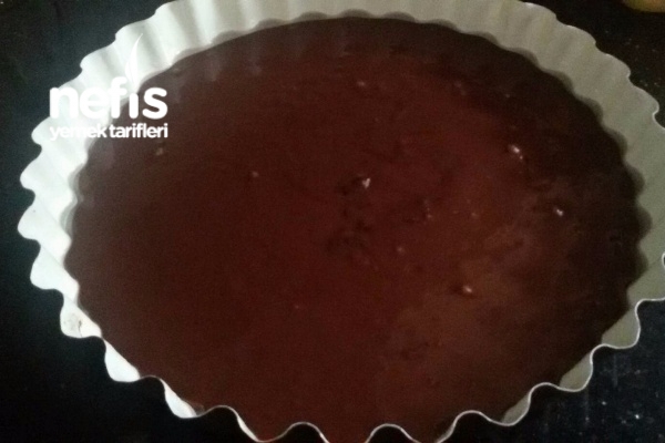 Tart kalıbında Muhallebili Kek Nefis Yemek Tarifleri
