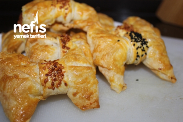Çıtır Fiyonk Börek Tarifi Videosu 9