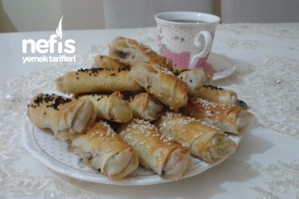 mantarlı kaşarlı börek