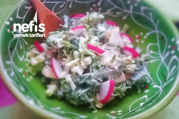 Turplu Yumurtalı Yeşillik Salatası