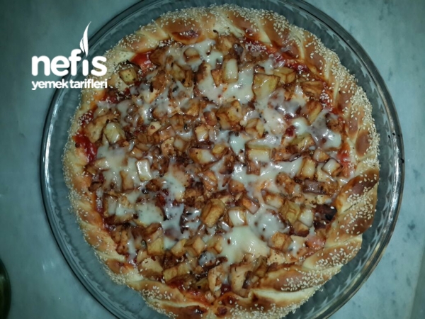 Kenarı Simit Dönerli Patatesli Pizza Nefis Yemek Tarifleri