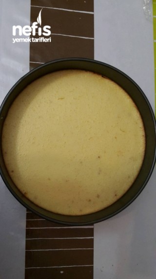 Kivi Soslu Cheesecake