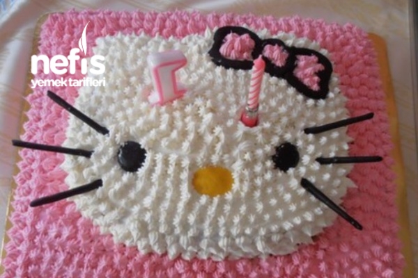 Hello Kitty Doğum Günü Pastası ( Hazır Pandispanya Unundan )