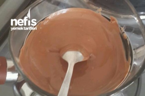 Benmari Usulü Çikolata Eritme gencanneler Nefis Yemek Tarifleri