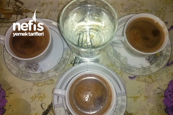 Bitter Çikolatali Türk Kahvesi