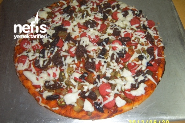 Pizza Tarifi Nefis Yemek Tarifleri 675297