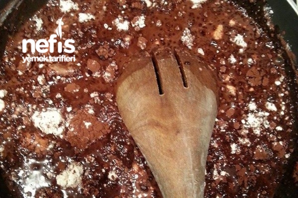 Çikolata Soslu Yalancı Tavuk Göğsü Yapımı Nefis Yemek Tarifleri