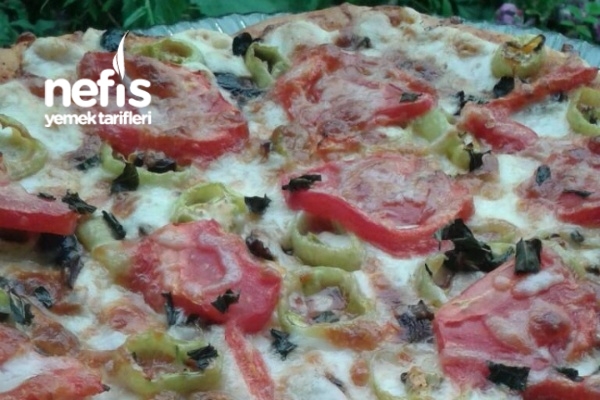 Akdeniz Pizza Nefis Yemek Tarifleri