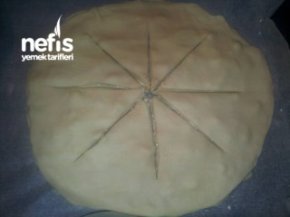 Kat Kat Peynirli Aycicek Böregi