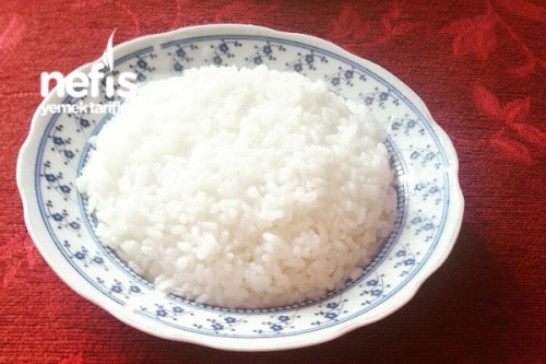 3 Günde 2 Kilo Verdiren Pirinç Lapası Tarifi