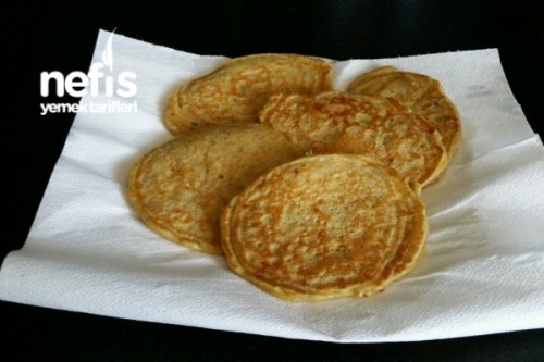 Mozarellalı Pancake 12+ Tarifi