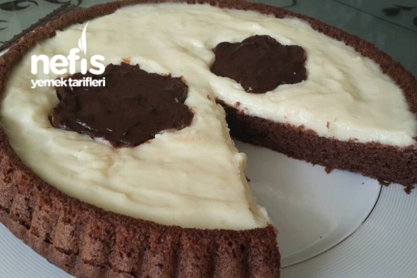 Tart Kalıbında Çiçekli Pastam Nefis Yemek Tarifleri