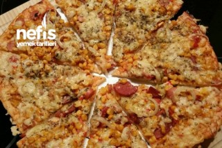 Sucuklu Sosisli Pizza Tarifi