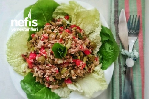 Zeytinli Kerevizli Ton Balığı Salatası Tarifi