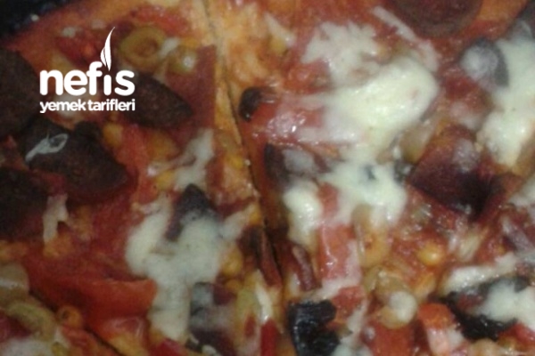El Yapımı Pizza Tarifi Nefis Yemek Tarifleri