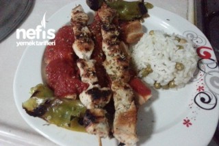 Pideli Tavuk Şiş Kebabı Tarifi