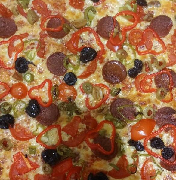 Pizza Tarifi Nefis Yemek Tarifleri 637867