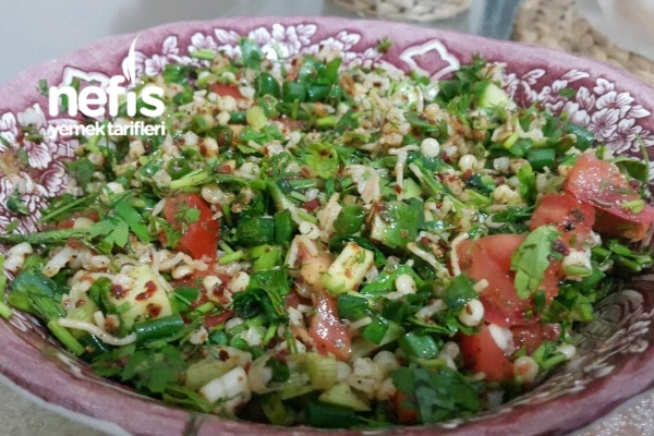 Pirinç Salatası (Artan Pilavları Değerlendirme)