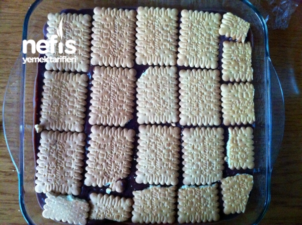Ev Yapımı Pudingle Bisküvili Pasta Nefis Yemek Tarifleri