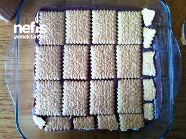 Ev Yapımı Pudingle Bisküvili Pasta Nefis Yemek Tarifleri