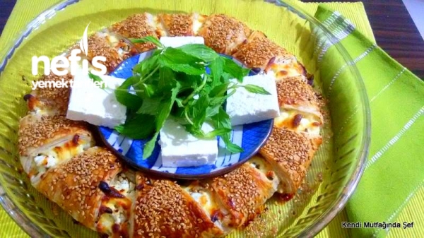 Peynirli & Susamlı Çörek Tarifi