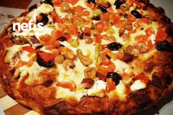 Bayat Pideden Pizza Tarifi Nefis Yemek Tarifleri