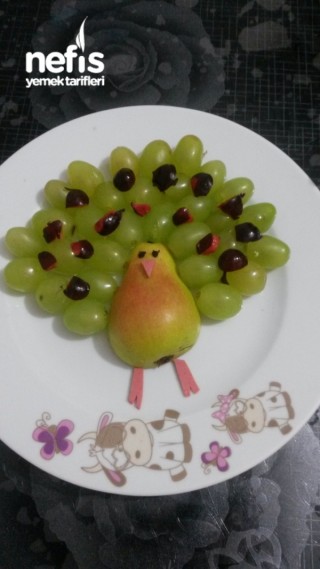 Çocuklara Mutlu Meyve