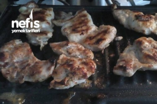 Tost Makinesinde Biftek Tarifi Videosu Tost Makinesinde Biftek Tarifi Videosu