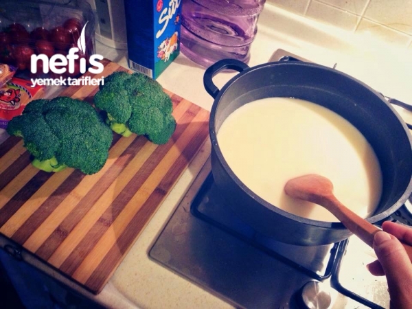 Çedar Ve Jambonlu Brokoli Çorbası