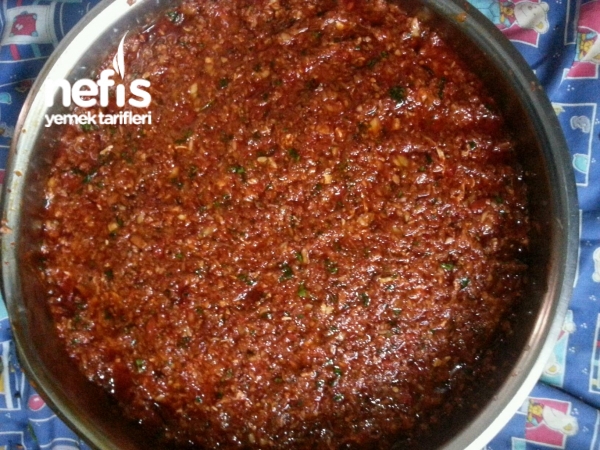 Acılı Lahmacun İçi - Nefis Yemek Tarifleri