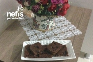 Vişneli Damla Çikolatalı Kek Tarifi