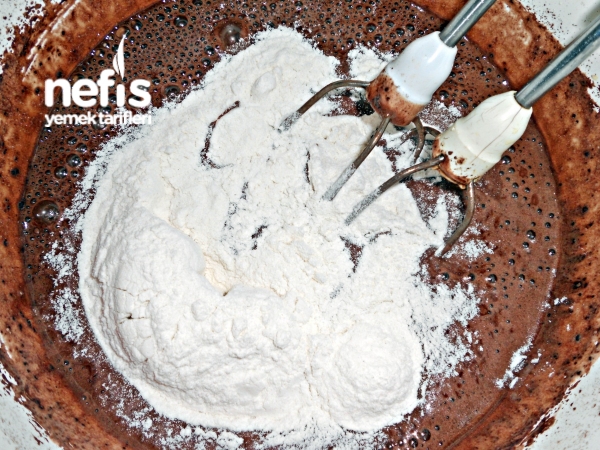 Karakız Pastası Nefis Yemek Tarifleri 771632