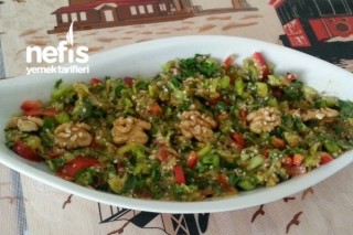 Patlıcan Salatası (Yaz Aylarının Vazgeçilmezi) Tarifi