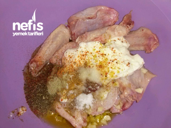 Guvecte Patatesli Terbiyeli Tavuk Kanat Nefis Yemek Tarifleri