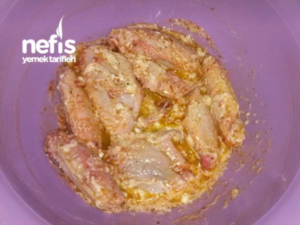 Guvecte Patatesli Terbiyeli Tavuk Kanat Nefis Yemek Tarifleri