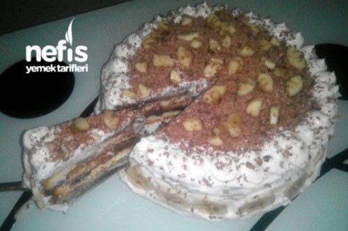 Hazır Pandispanyadan Çikolatalı Yaş Pasta Nefis Yemek Tarifleri