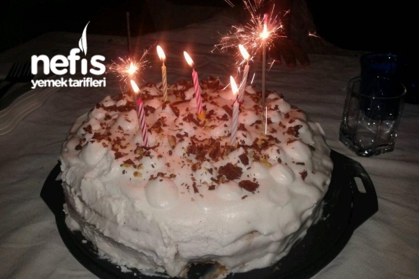 Yaş Pasta Tarifi Nefis Yemek Tarifleri 1009281