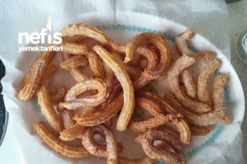 İspanyol Tatlısı Churros Tarifi